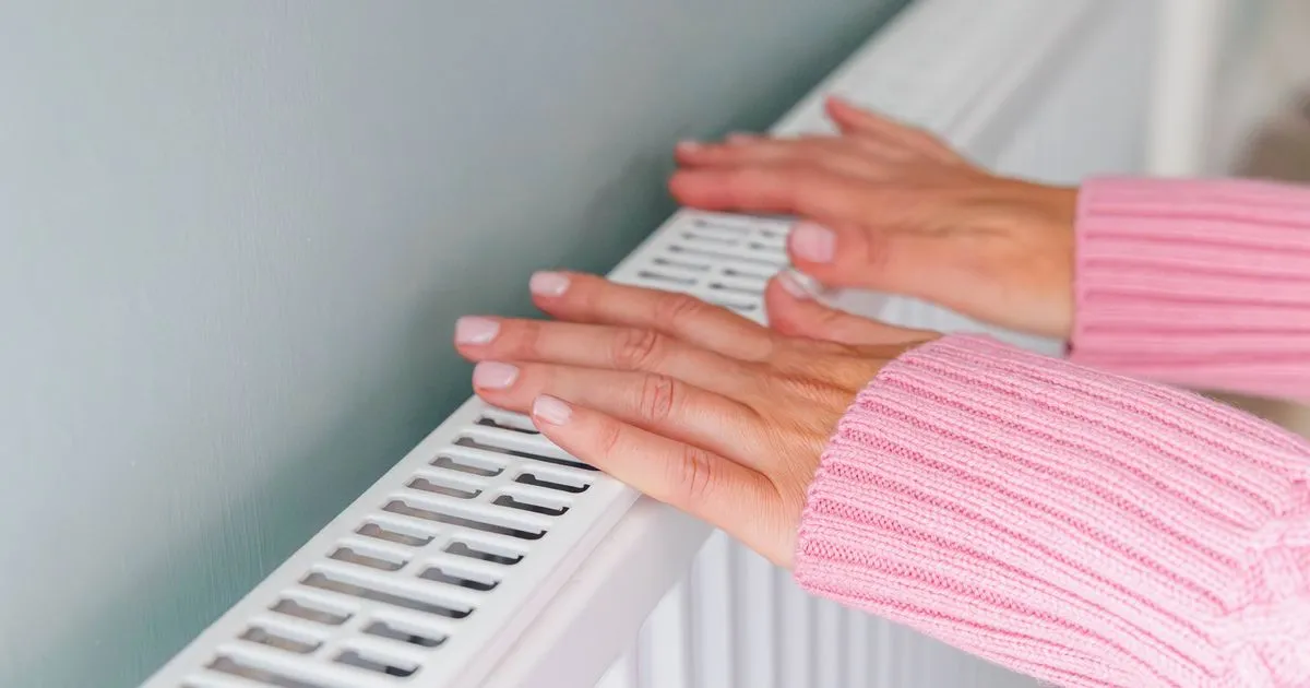 Hör auf, Aluminiumfolie hinter Heizkörpern zu kleben — probier lieber diese einfache Methode, damit Räume schneller warm werden