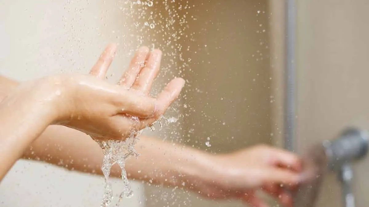 Körperpflege ab 65 Jahren: warum die richtige Duschfrequenz zählt